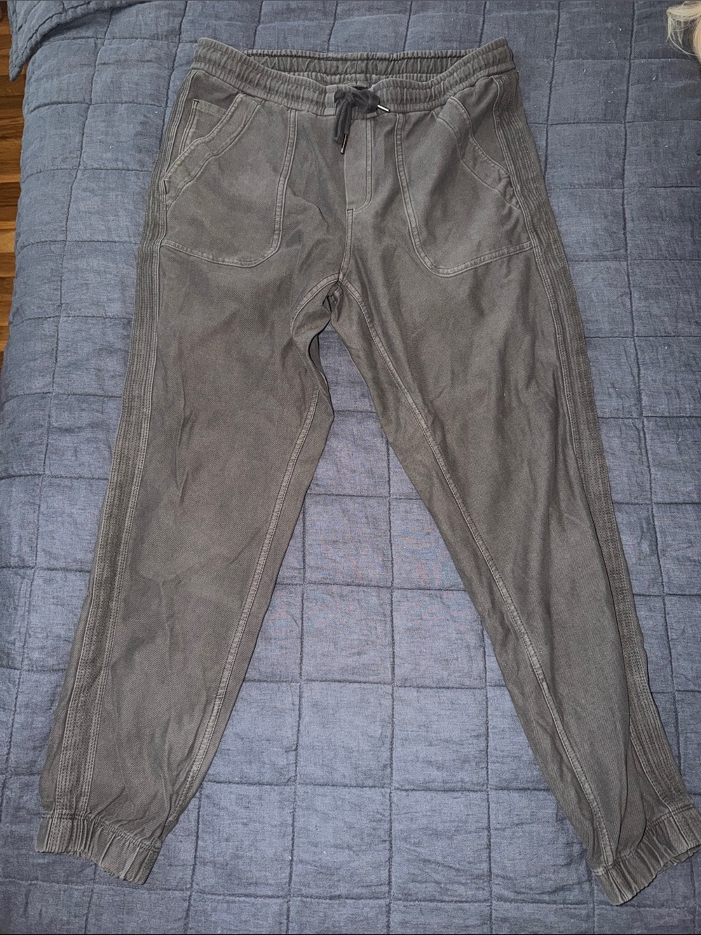 Athleta Gray Women's Drawstring Jogger Pants